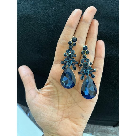 navy blue earrings , navy chandelier earring , dark blue wedding crystal big - Picture 6 of 6